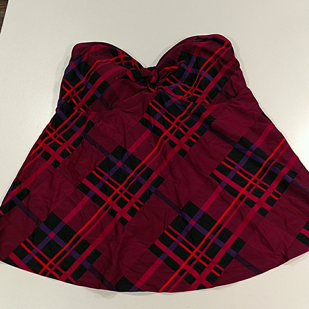 Liz Lange plaid tankini top